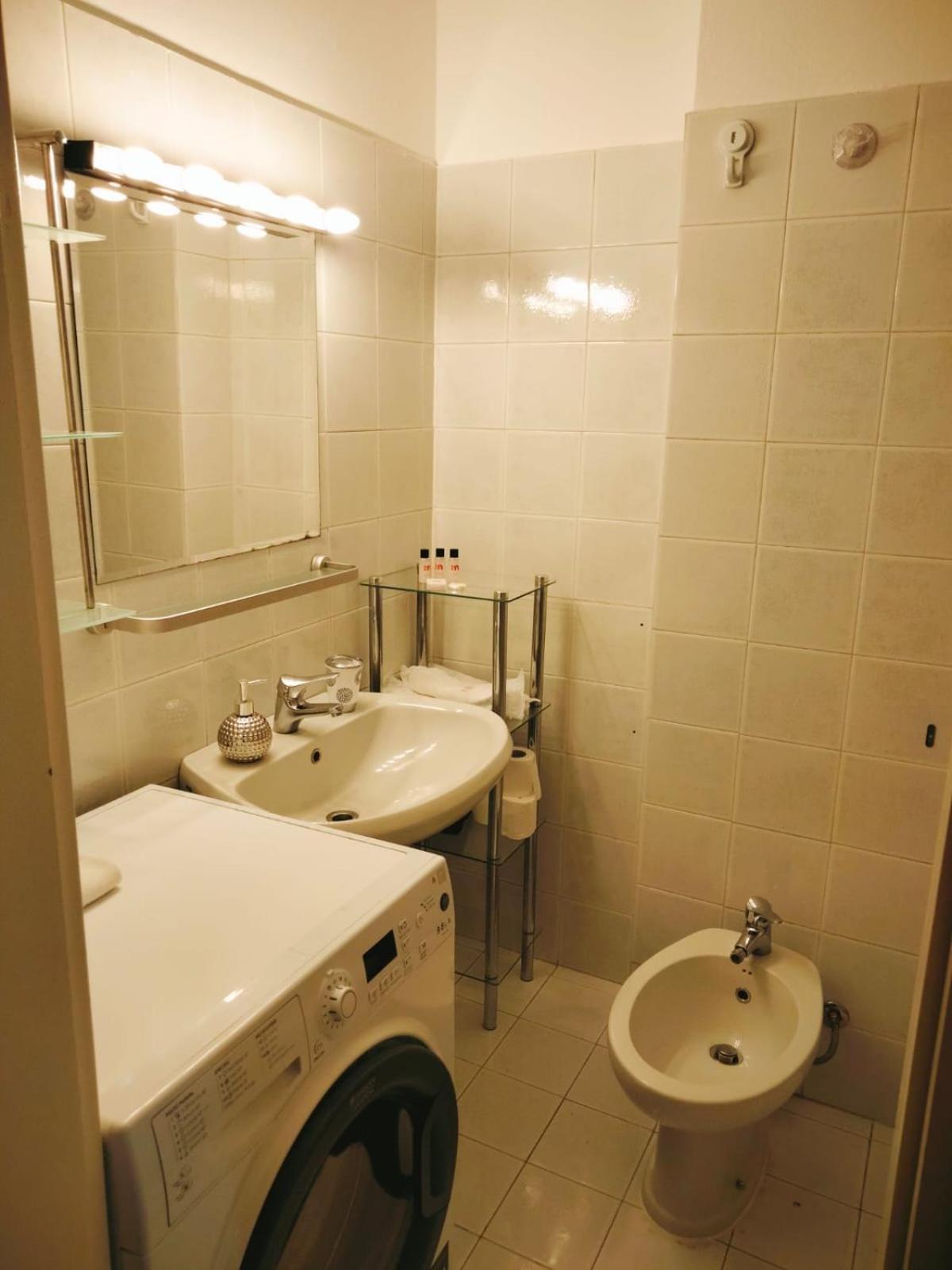 Imhome - Porta Nuova มิลาน ภายนอก รูปภาพ